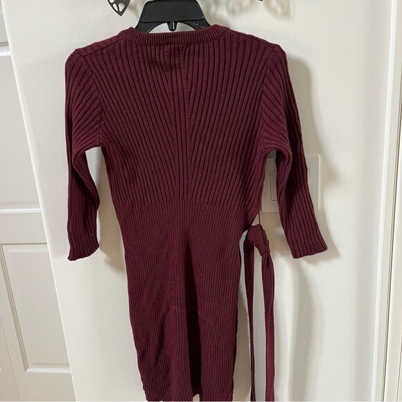 AMOUR VERT Mila Wool Ribbed Sweater Dress in Plum S - Picture 6 of 12